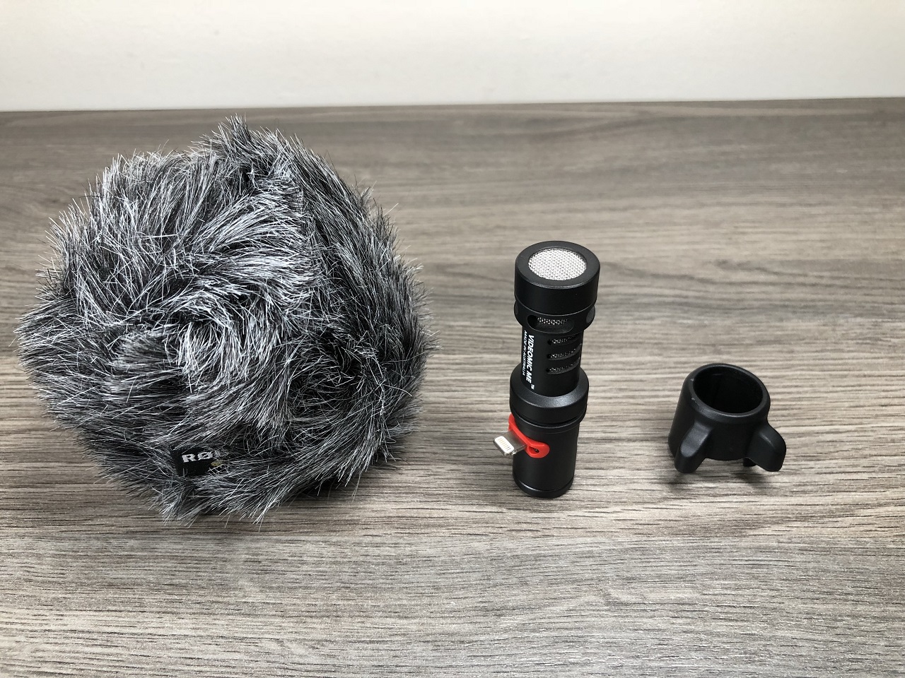 Rode VideoMic MeL Review Best Portable Microphone for your iPhone or
